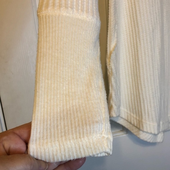 24/7 Maurice’s Womens Soft Wayside Waffle Knot Ecru/Cream Tunic Size Small - Picture 9 of 13